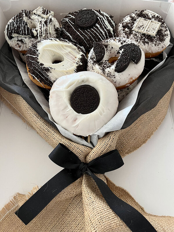 cookies & cream bouquet